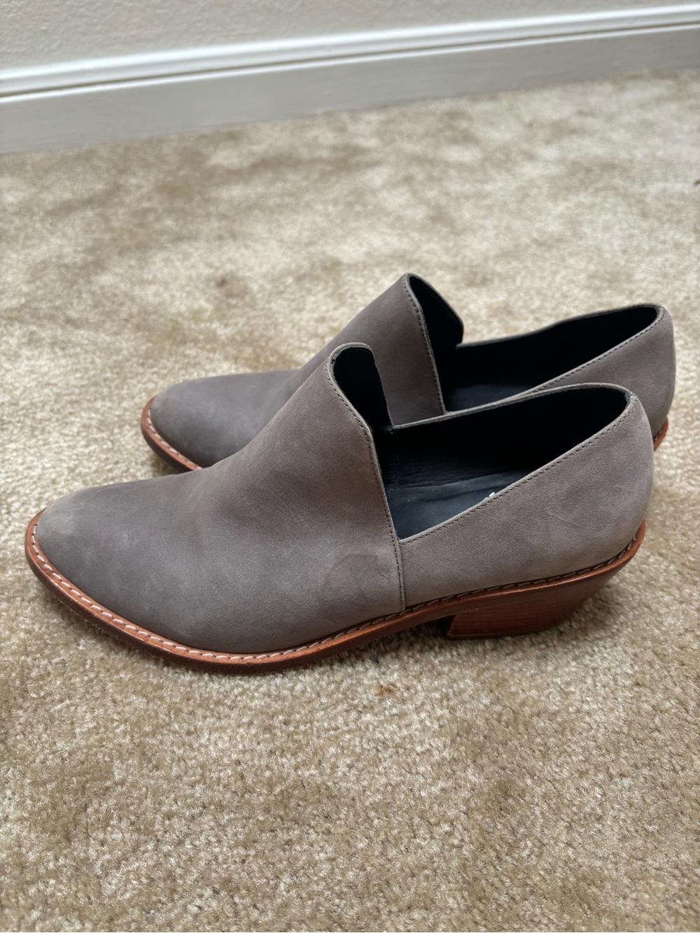 Women’s Gray Suede Shoes